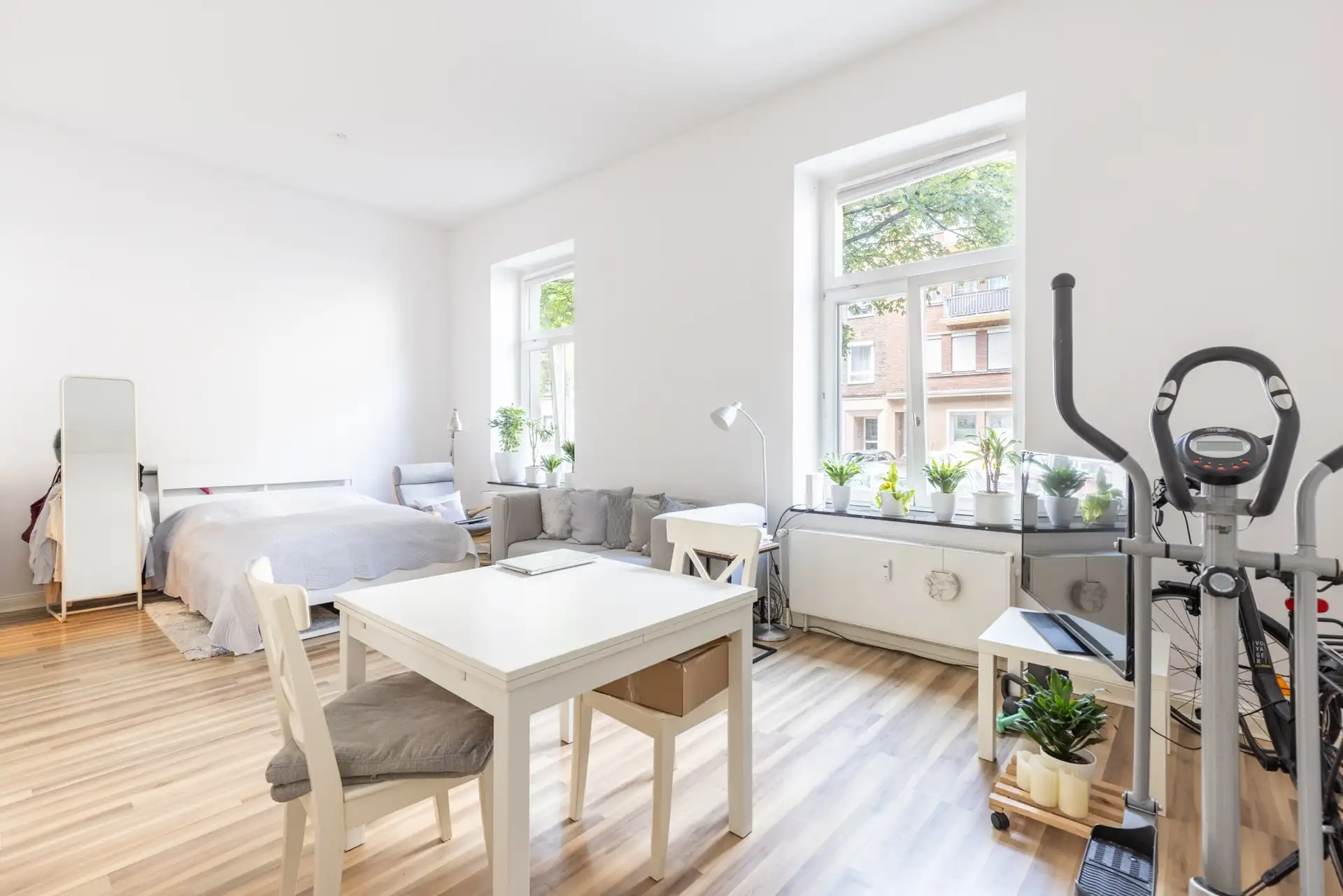 Hochwertige Altbau-Erdgeschosswohnung in Düsseldorf-Friedrichstadt in Düsseldorf